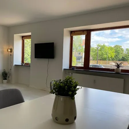Stylish Long-term Flat For Expats Apartment *