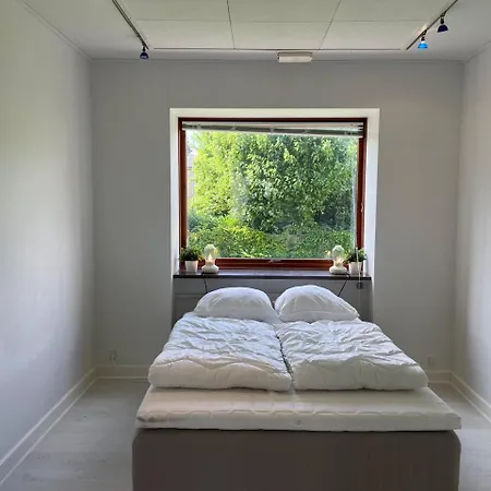 Stylish Long-term Flat For Expats Apartment *