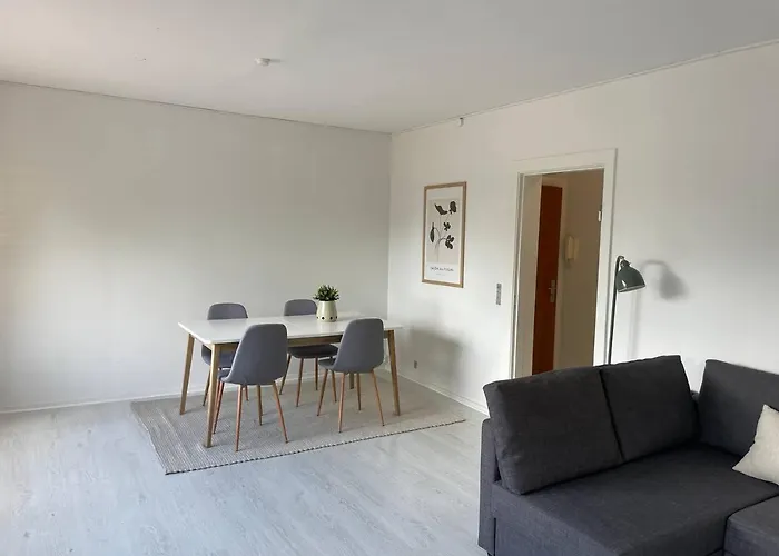 Stylish Long-term Flat For Expats